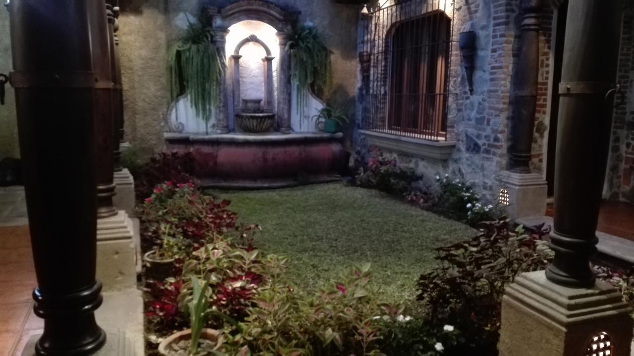 La Casa De La Alameda Bed and Breakfast Antigua Zewnętrze zdjęcie